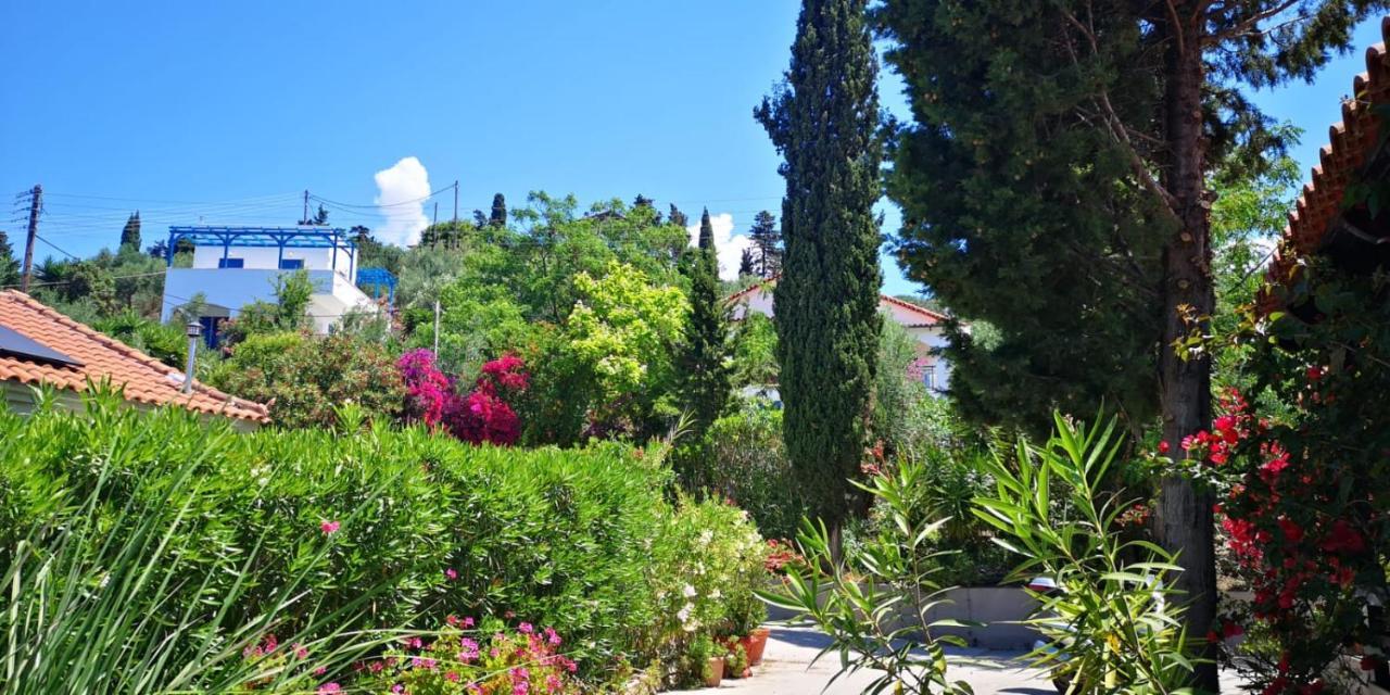 Bungalow Gialova Extérieur photo